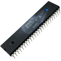8566R3VX MOS 8566R3VX PAL Commodore DIP48 MOS USED