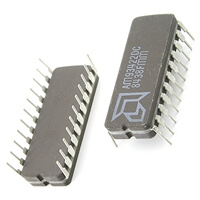 AM93422DC TTL Bipolar IMOX RAM 256 x8 Bit DIP22C AMD