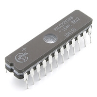 PALC22V10B-15WC UV PLD CMOS 15ns DIP24LCW CYPPRESS