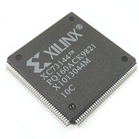 XC73144-10PQ160C EPLD IC SMD-PQFP160 XILINX