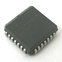 PALCE22V10H-15JC-4 PLD In-12 Out-10 Flash SMD-PLCC28 LATTICE