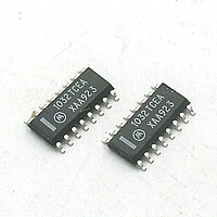 MC1032TCEA Dual JK Flip Flop ECL SMD-SO16 MOTOROLA