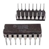 MC6888L MC8T98L Bus Driver DIP16C MOTOROLA BULK
