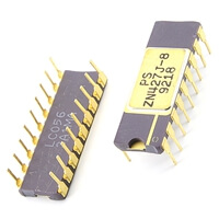 ZN427J-8 8Bit AD Converter Aproximation DIP18CG GECPLESSEY USED